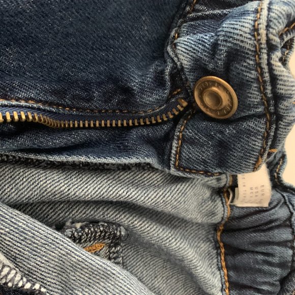 ZARA Blue Ruffled Mom Jeans - Picture 6 of 9